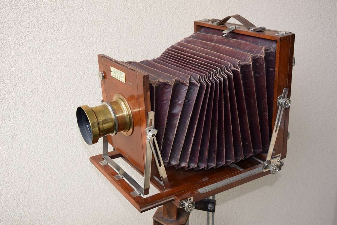 Régi fényképezőgépek Magyar Zoltán gyűjteményéből